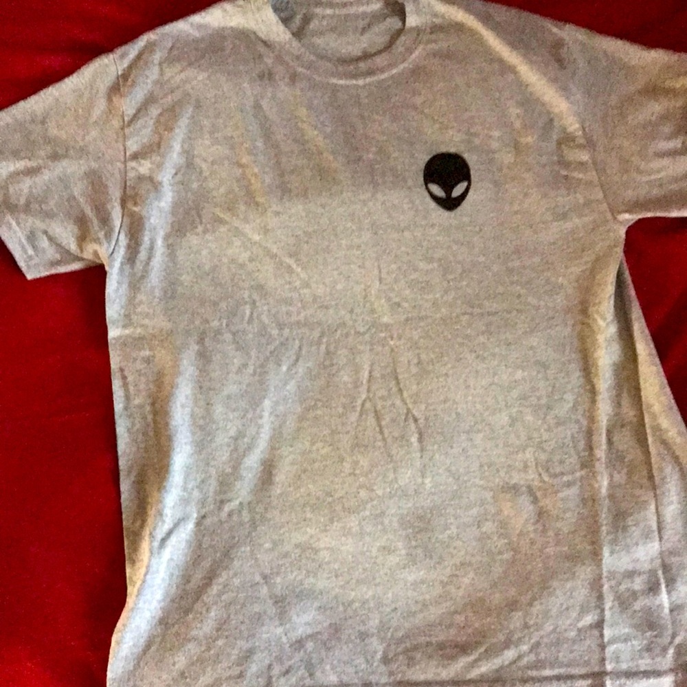 Custom alien t-shirt